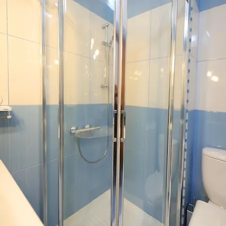 Inner Hub Apartment *