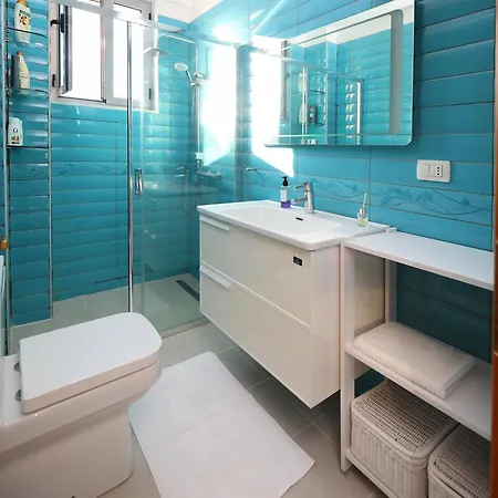 Inner Hub Apartment *